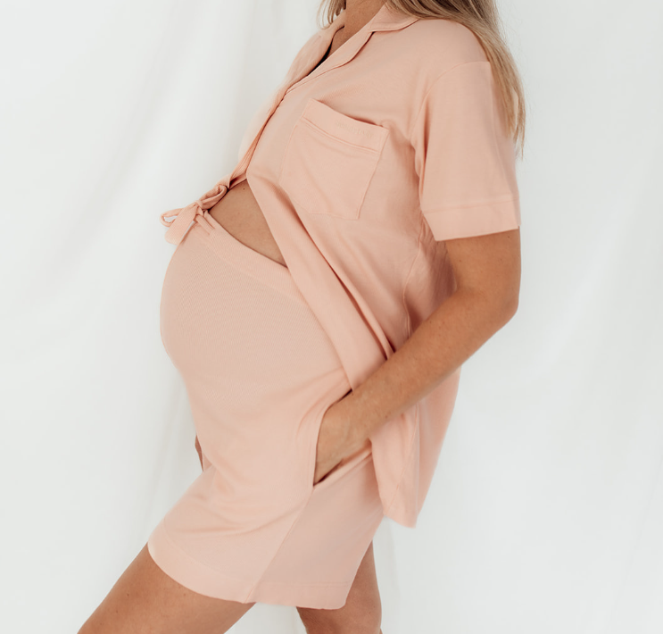 Best Gift for Pregnant Women: Thoughtful Presents to Celebrate Her Journey